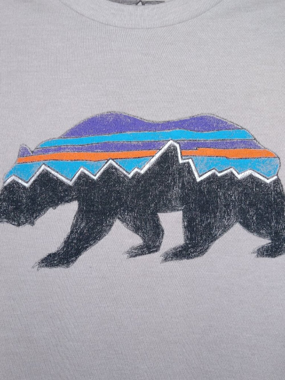 Patagonia Mens Sz S Gray Slim Fit Organic Cotton Fitz Roy Bear Mountain T Shirt - Picture 2 of 8